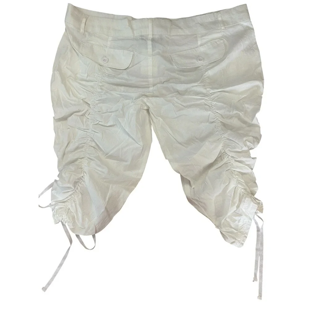 Ashley Blue Women Plus SZ 1XL White Cargo Capri Pants Cotton Stretch Ruched Side - Picture 4 of 6